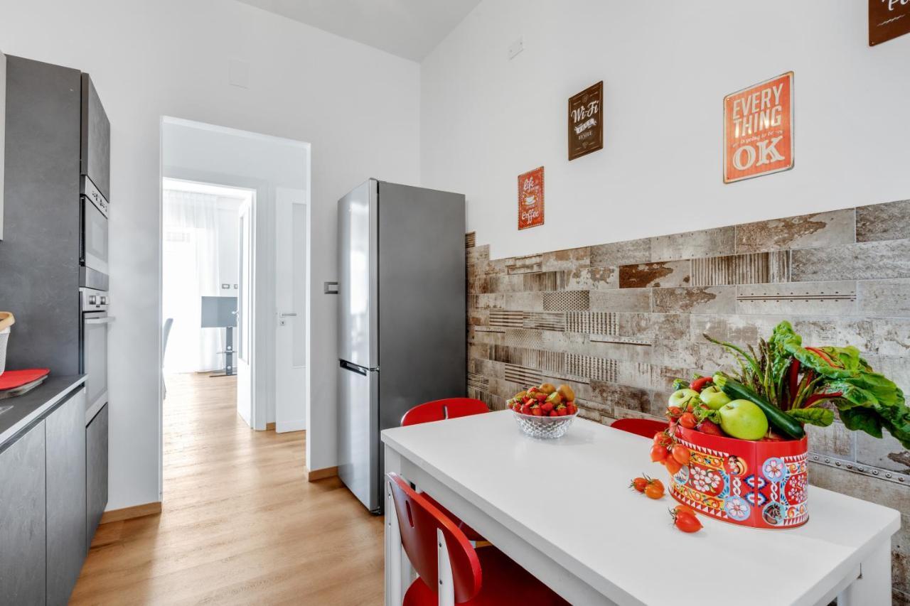 Residenza dei Poeti - Roomy&Modern Flat Palermo Esterno foto