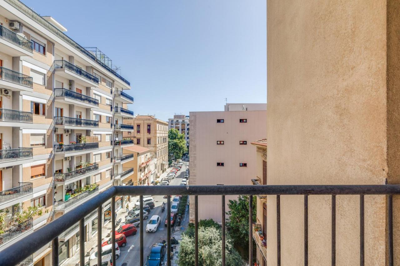 Residenza dei Poeti - Roomy&Modern Flat Palermo Esterno foto