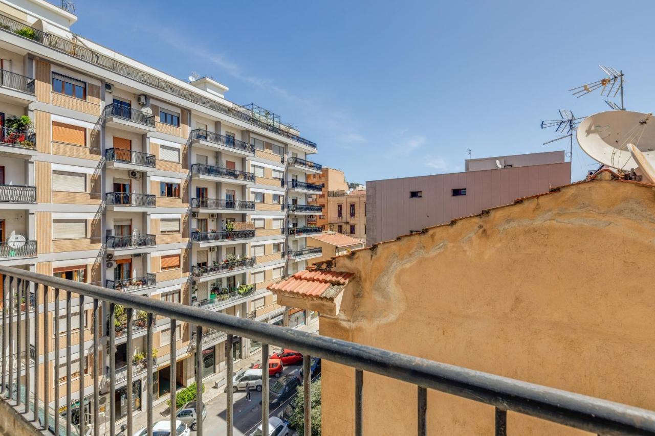 Residenza dei Poeti - Roomy&Modern Flat Palermo Esterno foto