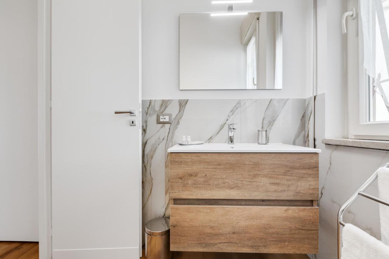 Residenza dei Poeti - Roomy&Modern Flat Palermo Esterno foto